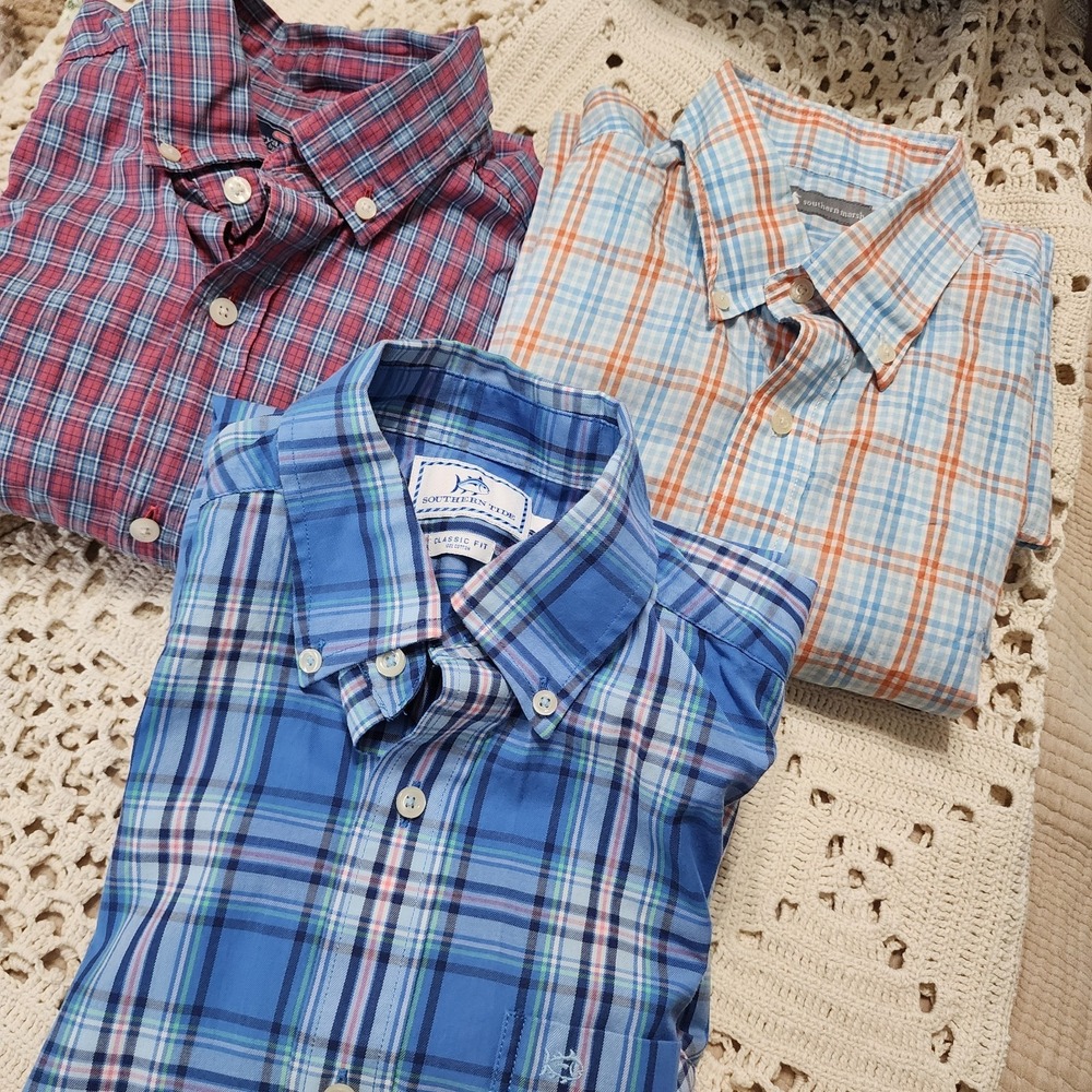 Men's Shirts Lot of 3 Name Brand Button Down Long Sleeve Casual Preppy‎ Size S